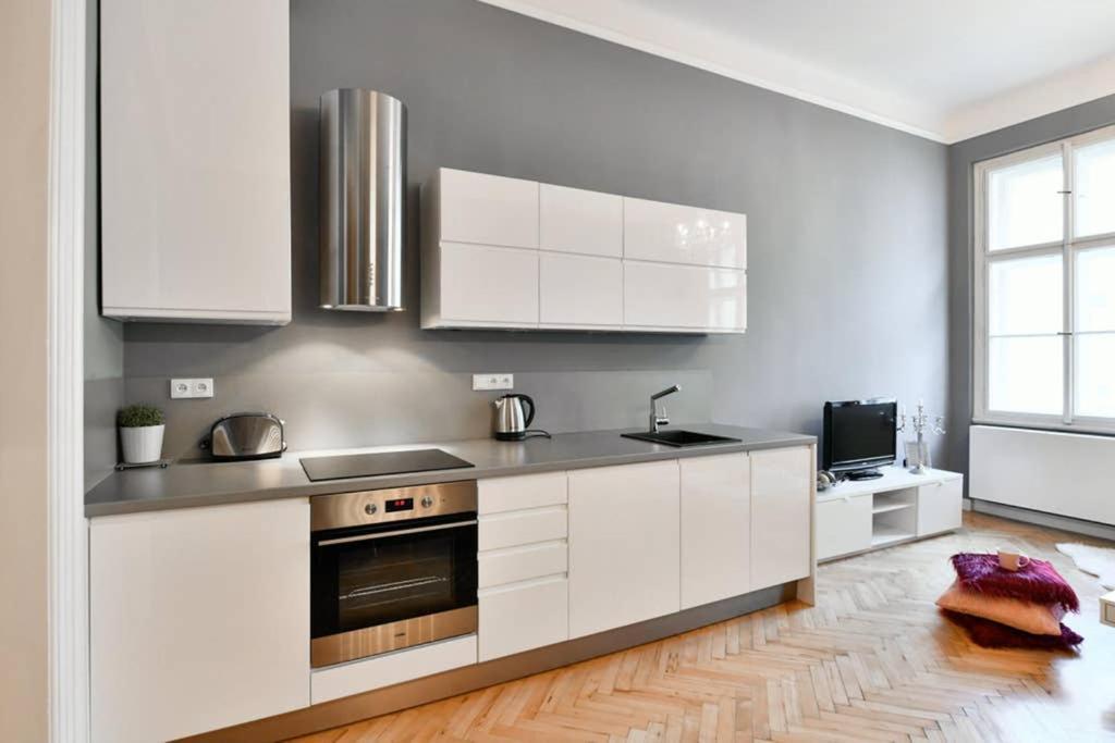 Cityscape Wenceslas Square Apartment ปราก ภายนอก รูปภาพ