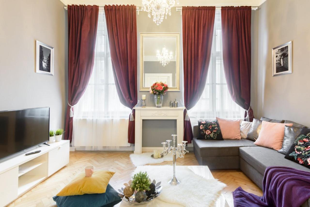 Cityscape Wenceslas Square Apartment ปราก ภายนอก รูปภาพ